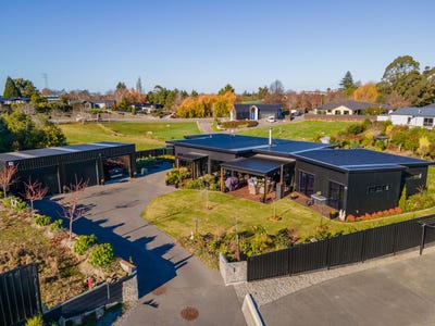 /international/nz/45-meadowstone-street-gleniti-timaru-380066108413/