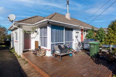 /international/nz/11-point-bush-road-waimate-canterbury-380066165316/
