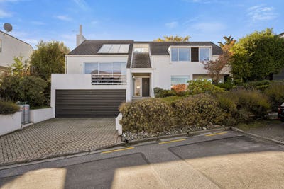 /international/nz/15-the-terrace-queenstown-central-central-otago-lakes-district-380066116545/