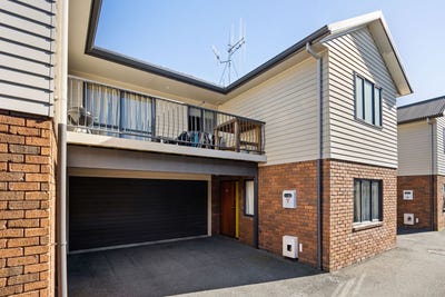 /international/nz/enderley-hamilton-city-380066118015/
