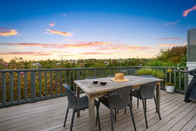/international/nz/peter-terrace-castor-bay-north-shore-city-380066113667/
