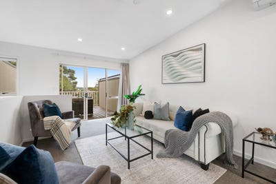 /international/nz/216-manuka-road-bayview-north-shore-city-380066107602/