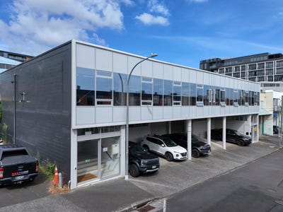 /international/nz/newton-auckland-city-380066147670/