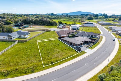 /international/nz/159-karuhiruhi-street-waikanae-kapiti-coast-380066090718/