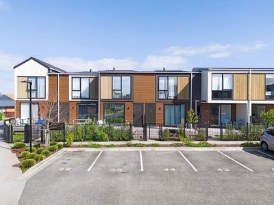 /international/nz/23-parson-lane-papatoetoe-manukau-city-380066085363/