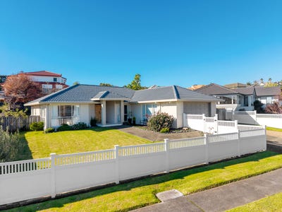 /international/nz/12-woodgers-way-somerville-manukau-city-380066168135/