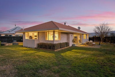 /international/nz/13-hotop-place-cromwell-central-otago-lakes-district-380066180234/