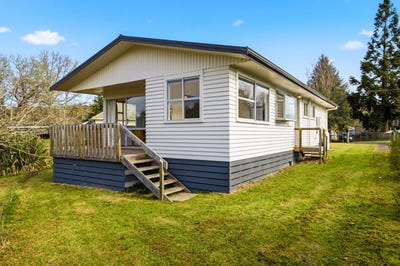 /international/nz/12-new-road-taumarunui-ruapehu-380066180496/