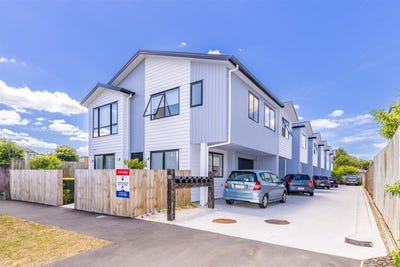 /international/nz/18-may-street-hamilton-east-hamilton-city-380066119499/