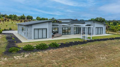 /international/nz/24-te-momokai-lane-tasman-nelson-bays-380066120524/