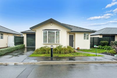 /international/nz/38i-english-street-sockburn-christchurch-city-380066111570/