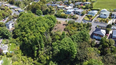 /international/nz/180-wakari-road-helensburgh-dunedin-city-380066101806/