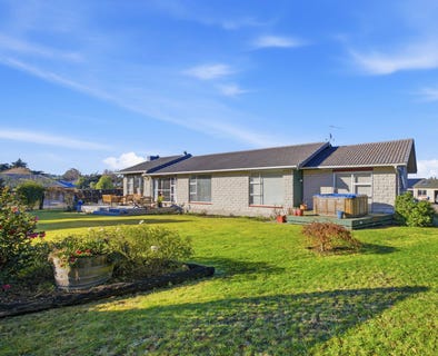 /international/nz/8-foster-place-amberley-hurunui-380066118211/