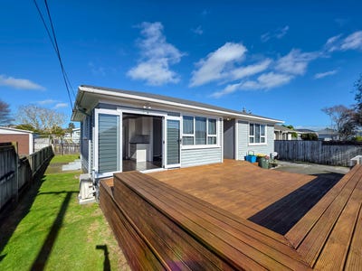 /international/nz/12-karaka-street-merrilands-new-plymouth-380066095550/