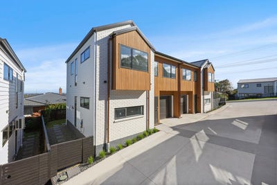 /international/nz/red-hill-papakura-380066095151/