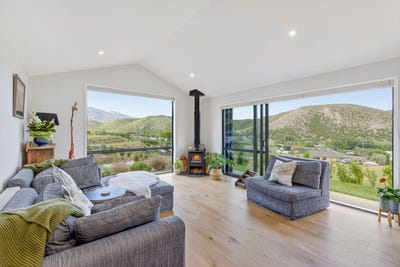 /international/nz/9-lowburn-terrace-cromwell-central-otago-lakes-district-380066119094/