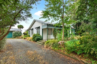 /international/nz/millard-avenue-masterton-masterton-380066091333/