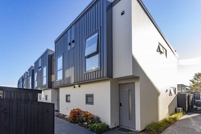 /international/nz/101-mackworth-street-woolston-christchurch-city-380066106351/