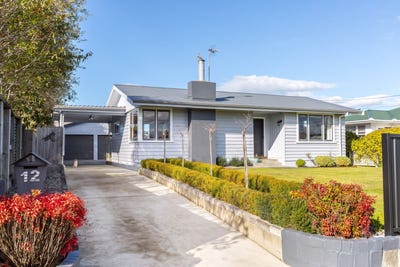 /international/nz/12-wavell-crescent-masterton-wairarapa-380066170505/