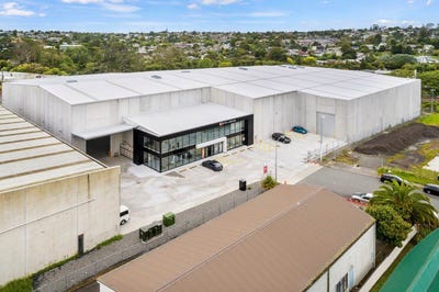 /international/nz/henderson-auckland-380066149601/