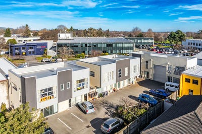 /international/nz/9-hands-road-middleton-christchurch-city-380066112224/