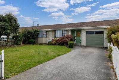 /international/nz/36-criterion-street-bulls-rangitikei-380066098559/