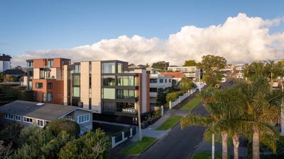 /international/nz/saint-heliers-auckland-city-380066179071/