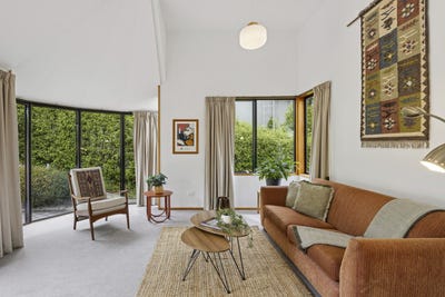 /international/nz/dunedin-central-dunedin-city-380066110629/