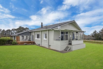 /international/nz/153-waiuku-road-pukekohe-franklin-380066177896/