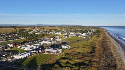 /international/nz/55-pacific-parade-coastlands-whakatane-380066116529/