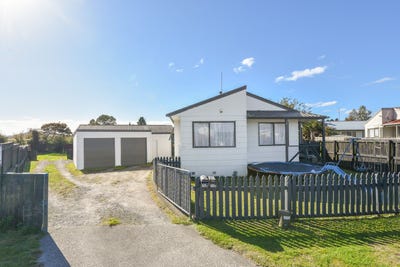 /international/nz/owhata-rotorua-380066175726/