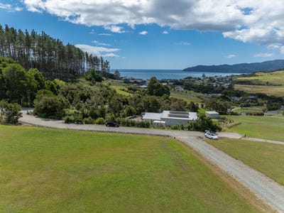 /international/nz/2-frazer-place-coopers-beach-far-north-380066104648/