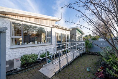 /international/nz/30-george-street-windsor-north-shore-city-380066178082/