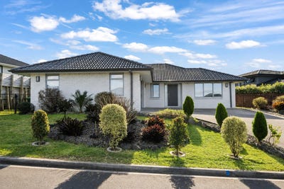 /international/nz/4-sumner-place-kamo-whangarei-380066181805/
