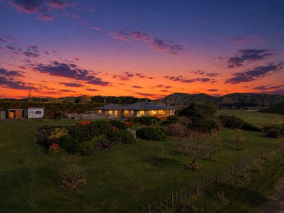 /international/nz/1127-pourerere-road-omakere-central-hawkes-bay-380066112180/