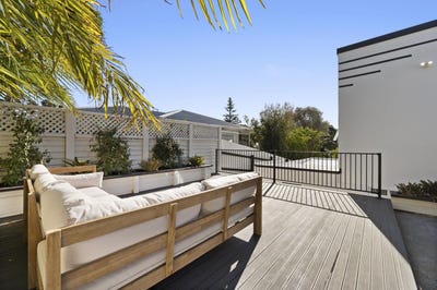 /international/nz/26-mclean-street-strandon-new-plymouth-380066099310/