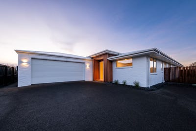/international/nz/50-kopper-crescent-marshland-christchurch-city-380066179052/
