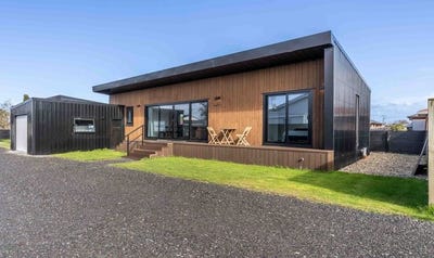 /international/nz/jenkin-street-invercargill-invercargill-city-380066102123/