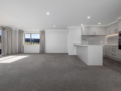 /international/nz/168-karuhiruhi-street-waikanae-kapiti-coast-380066111349/