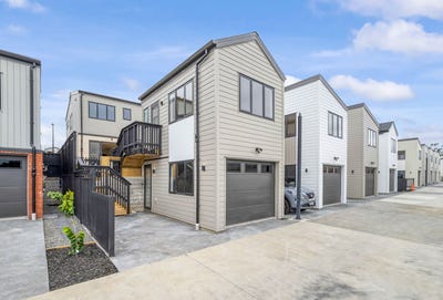 /international/nz/26-toetoe-street-westgate-waitakere-city-380066117435/