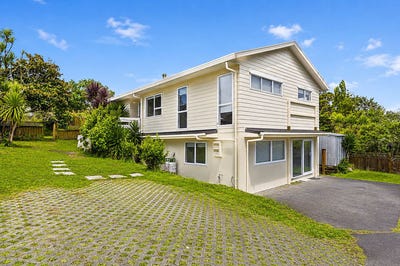 /international/nz/115-athena-drive-totara-vale-north-shore-city-380066168343/