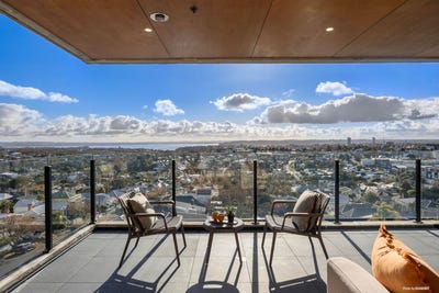 /international/nz/1-turakina-street-grey-lynn-auckland-city-380066175386/