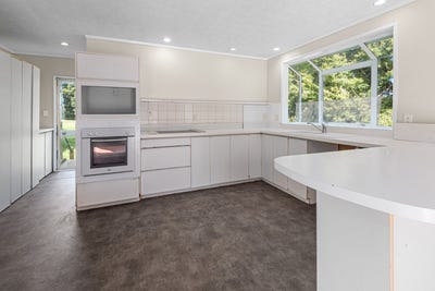 /international/nz/196-carruth-road-poroti-whangarei-380066184325/