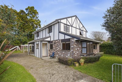 /international/nz/2-eden-street-levin-horowhenua-380066175944/
