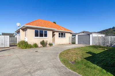/international/nz/11-cochrane-street-fairy-springs-rotorua-380066106177/