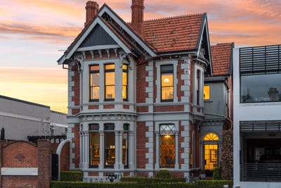 /international/nz/201-high-street-dunedin-central-dunedin-city-380066103311/