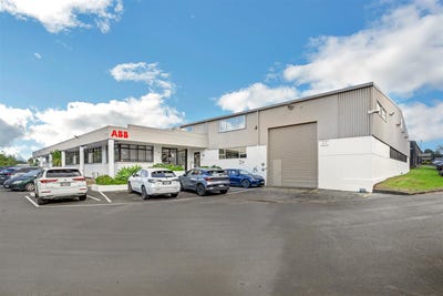 /international/nz/henderson-waitakere-city-380066149794/
