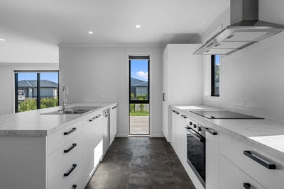 /international/nz/5-lotus-street-appleby-invercargill-city-380066096430/