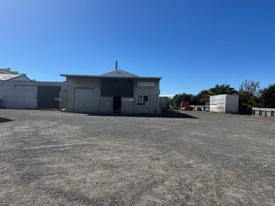/international/nz/eltham-south-taranaki-380066149990/