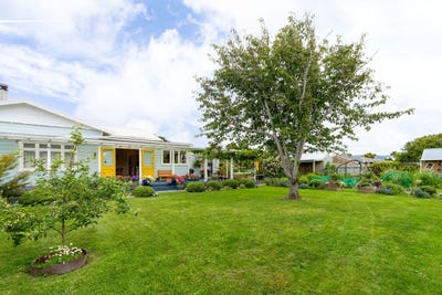 /international/nz/37-kiharoa-street-otaki-beach-kapiti-coast-380066118547/